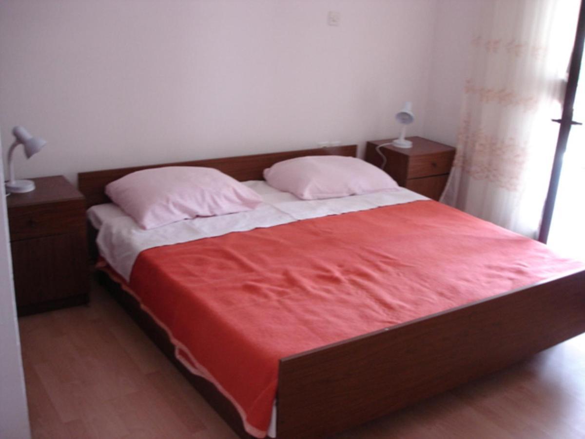 Apartments Vjera Крк Экстерьер фото
